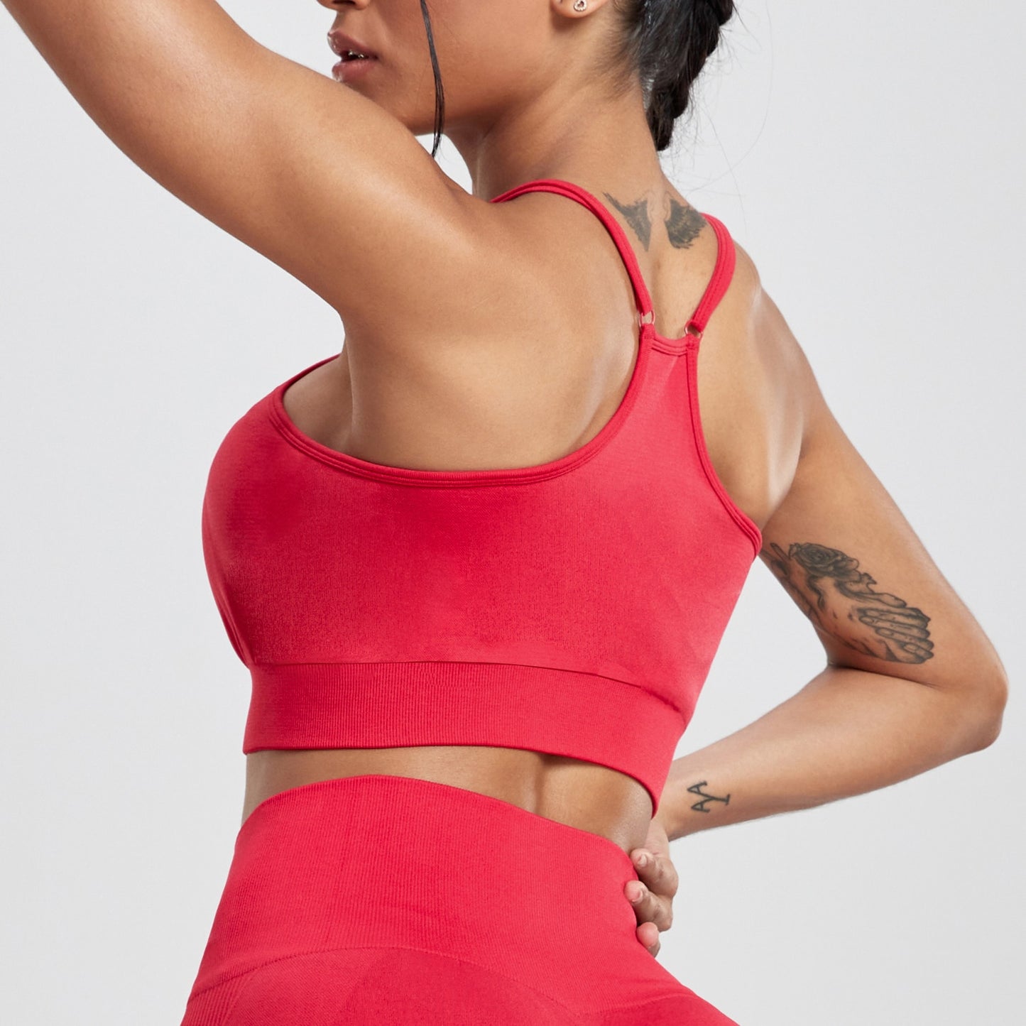 Signature Seamless Sports Bra